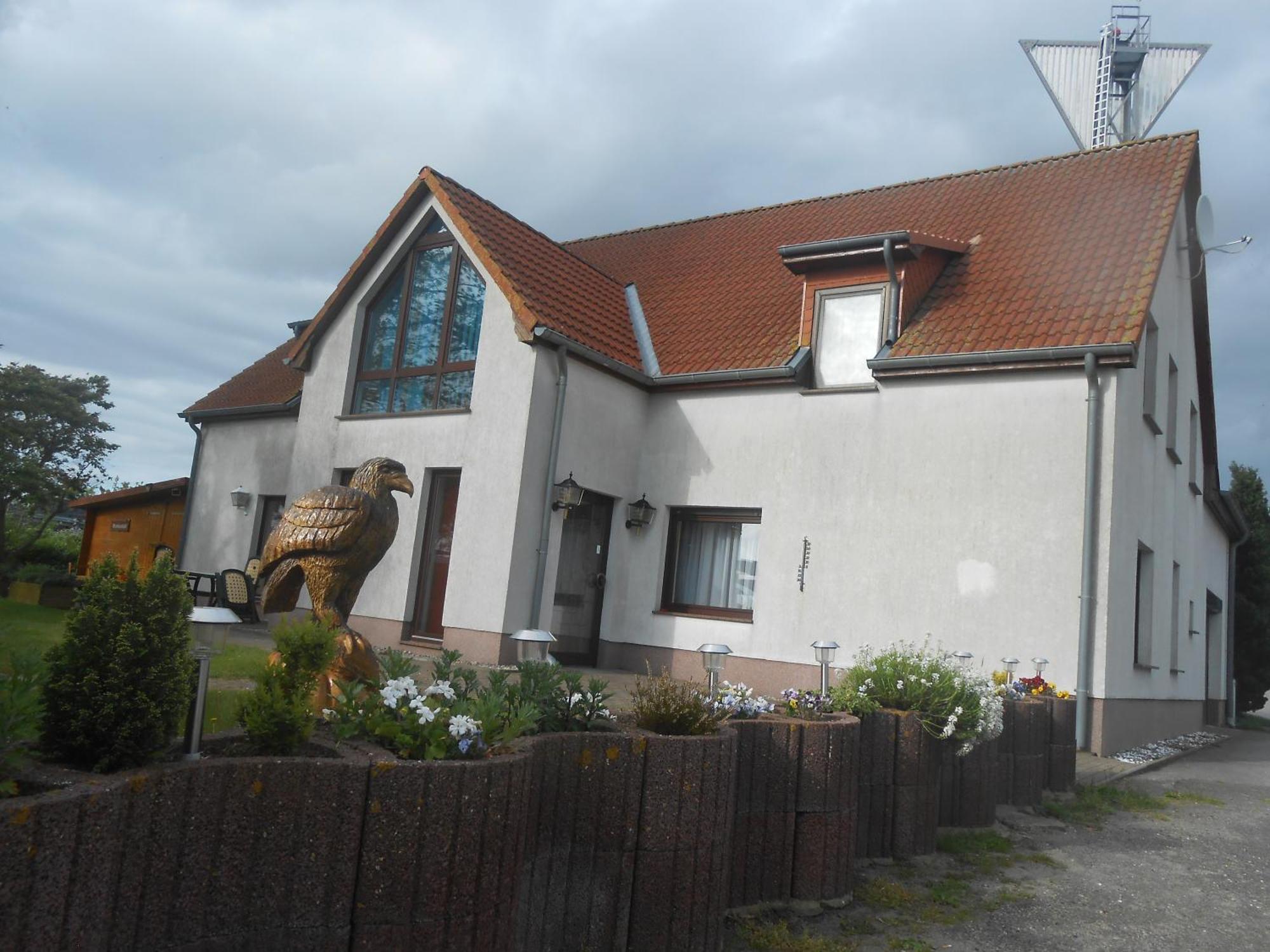 Haus Kathrin Hotel Zecherin Exterior photo